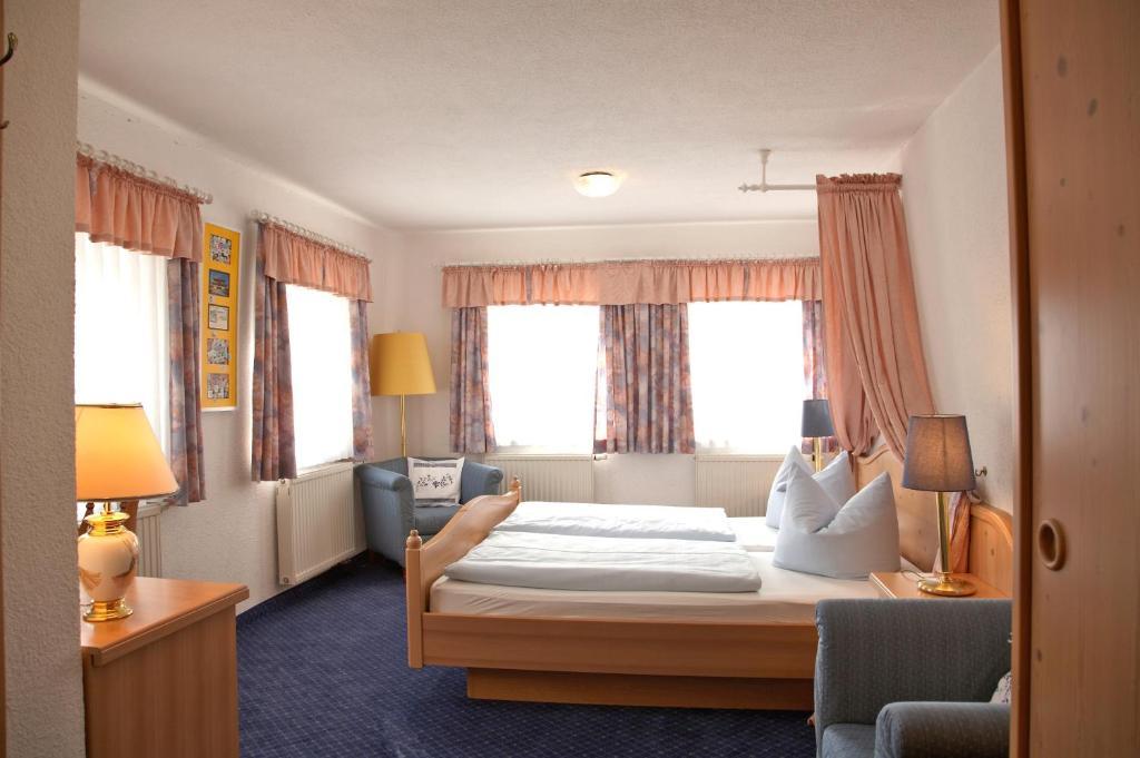 Gasthaus Zur Post Waal Habitación foto
